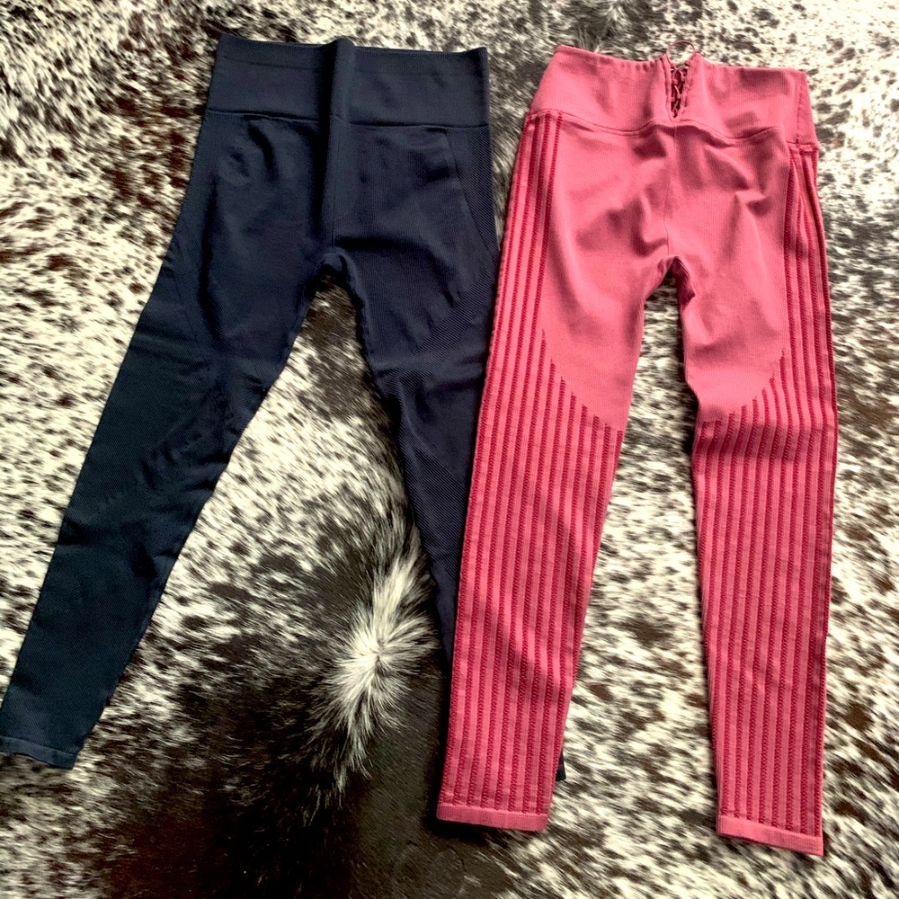 2 pair of Fabletics 7/8 leggings